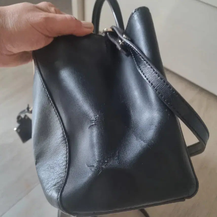 [BUNJANG] Fendi Trésor Bag Black Shoulder/Tote Bag / 펜디트류즈백