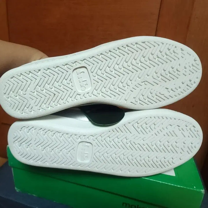 [BUNJANG] Diadora Leather Sneakers / 디아도라 천연 가죽 새상품 255 260 운동화 나이키