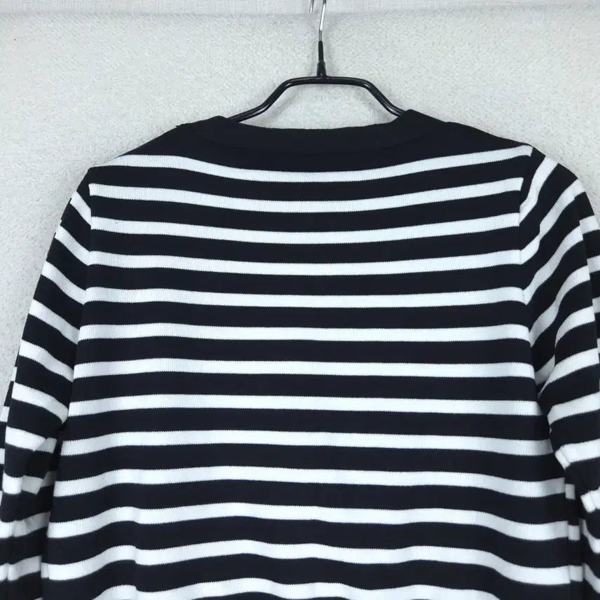 [BUNJANG] Striped V-Neck Cardigan (Black/White) / 여성 스트라이프 브이넥 가디건 블랙/화이트(44~55)