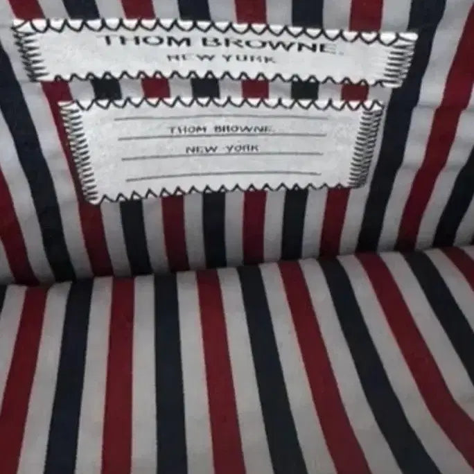 [BUNJANG] Thom Browne Medium Clutch Bag Black Signature Design / 톰브라운 정품 미디움 사이즈 클러치 빠르게 판매