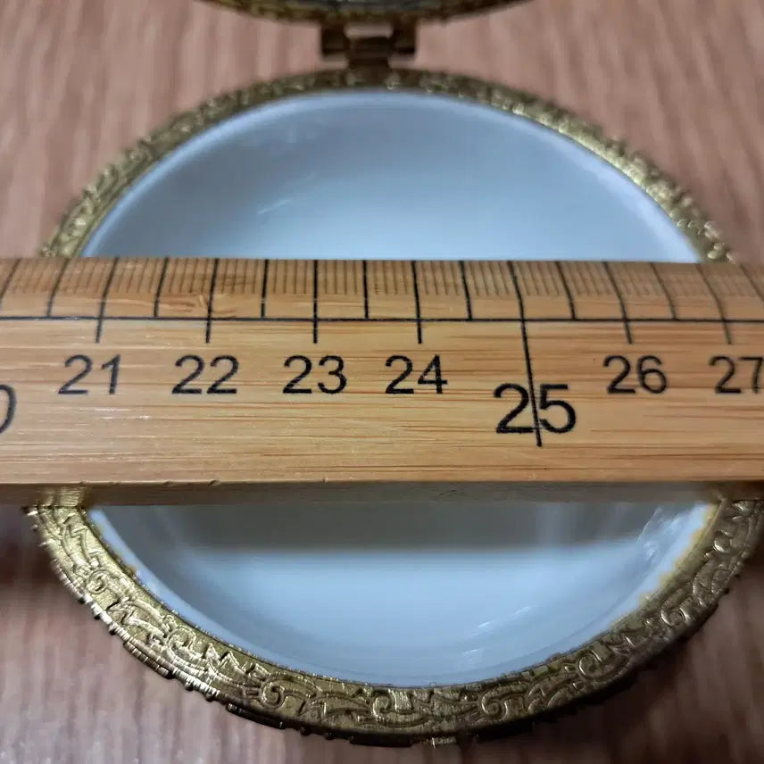 [BUNJANG] Rare Pattern Ceramic Jewelry Box / 희귀한 문양의 도자기 보석함(지름8센티, 높이,5센티)