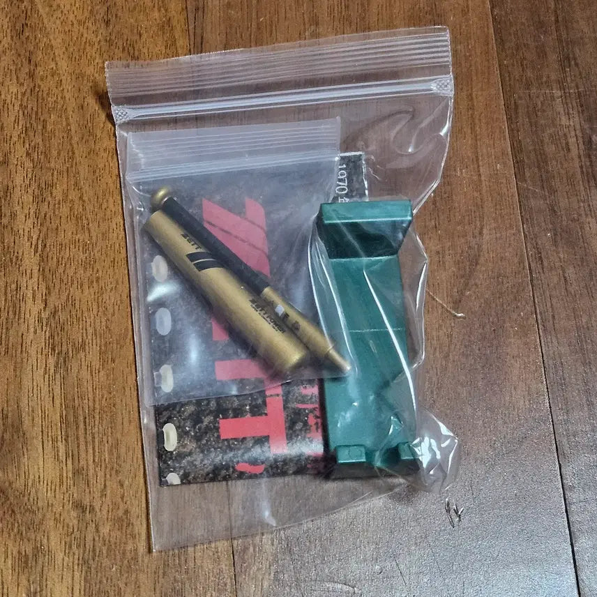 [BUNJANG] Zett Baseball Bat Miniature Gacha Accessory / 야구배트 제트 zett 미니어쳐 가챠 뽑기 인형소품