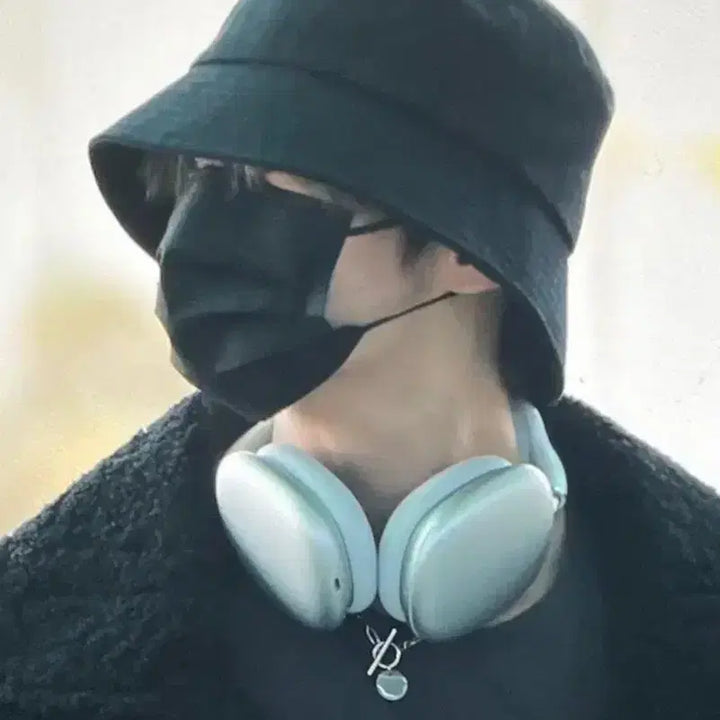 [SOLD OUT] [BUNJANG] Stray Kids Lee Know Necklace / 원가이하) 스키즈 리노 손민수 목걸이
