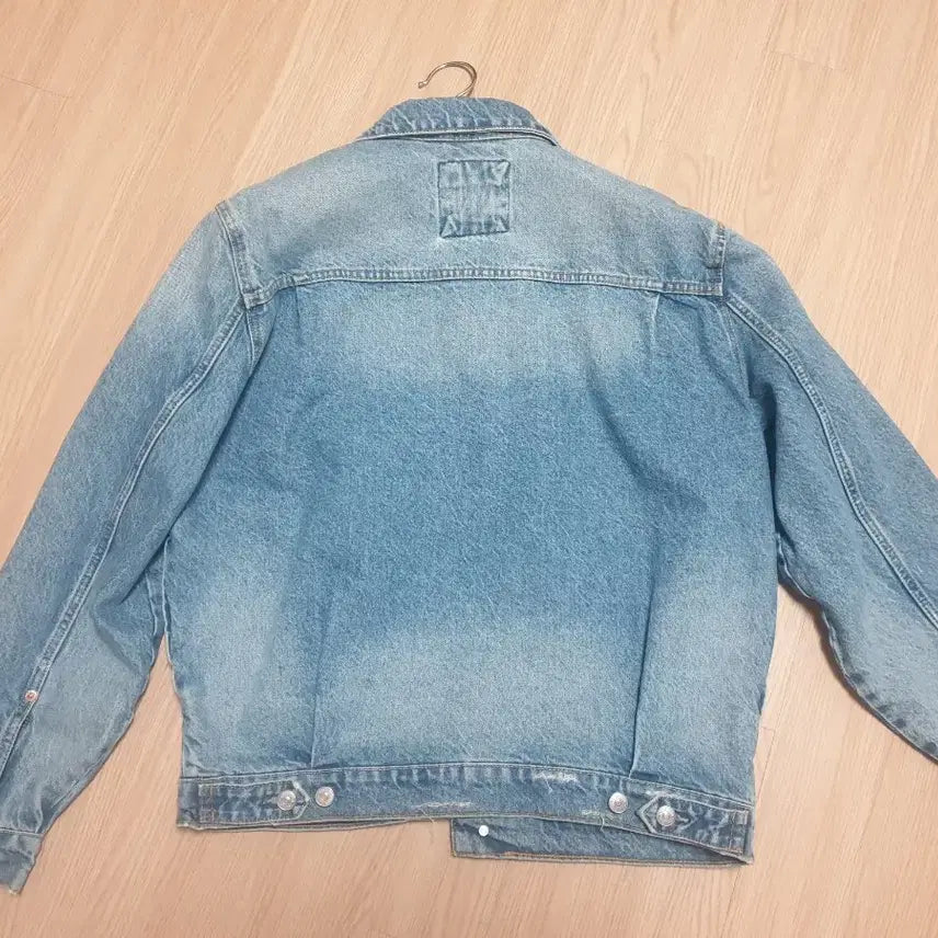 [BUNJANG] Zara Type 2 Denim Jacket L (Fits 100-103) / 자라 타입2 데님자켓 L사이즈 100~103사이즈