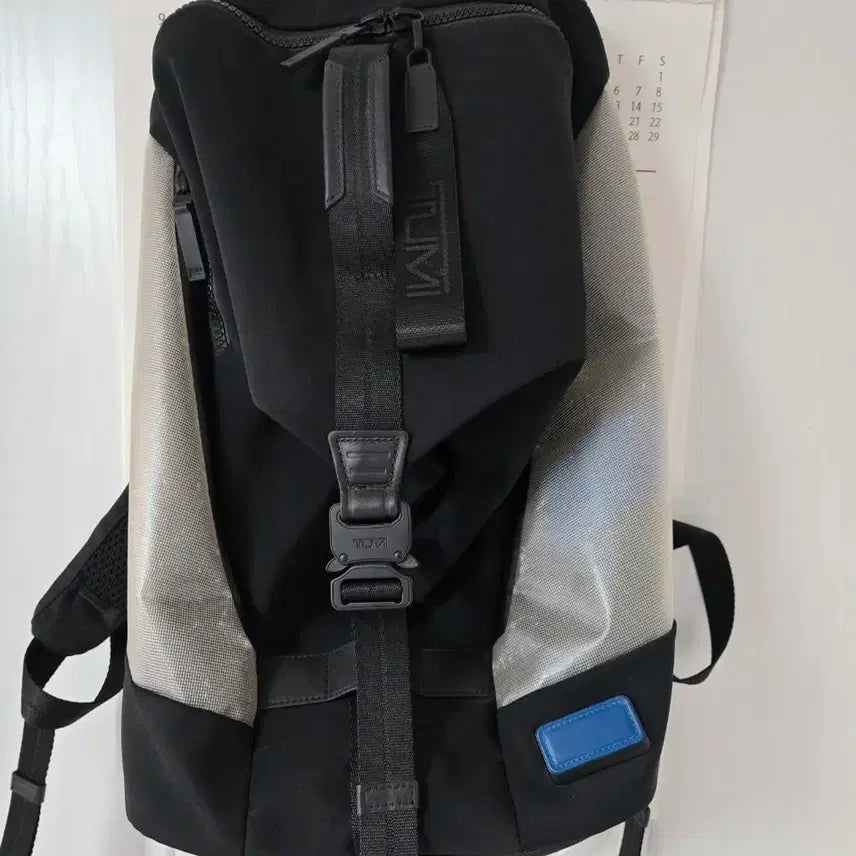 [BUNJANG] Tumi Finch Backpack Black/Grey / 투미 TUMI 백팩 블랙/회색