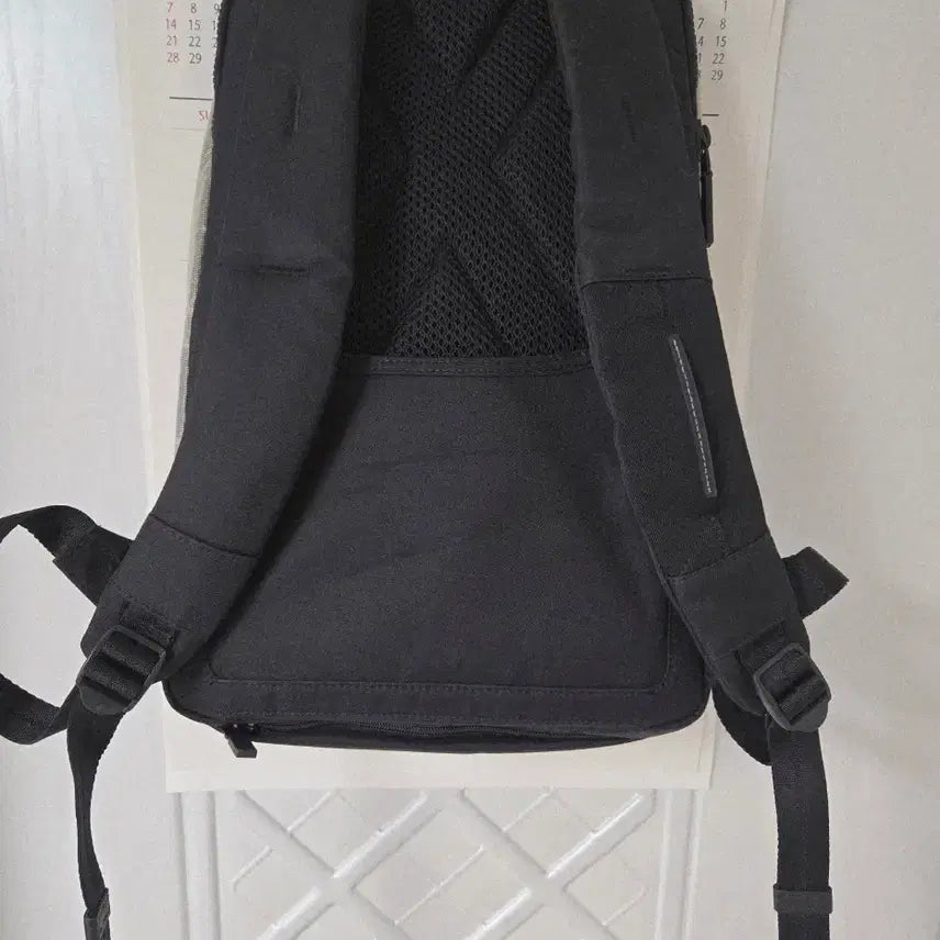 [BUNJANG] Tumi Finch Backpack Black/Grey / 투미 TUMI 백팩 블랙/회색