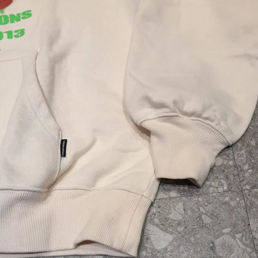 [BUNJANG] thisisneverthat Rose Flower Hoodie Ivory (M) / 디스이즈네버댓 로즈 플라워 후드 아이보리 (M)