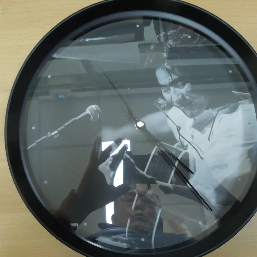 [BUNJANG] Kim Kwangseok Wall Clock / 벽시계신품/김광석
