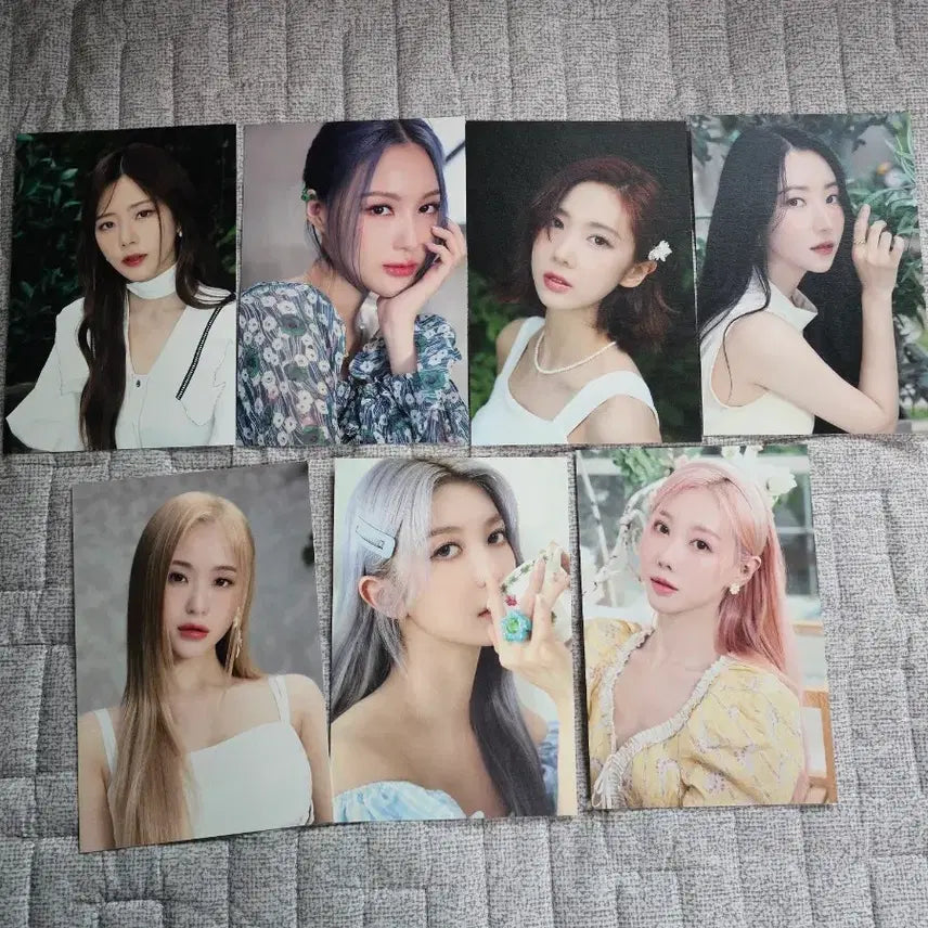 [SOLD OUT] [BUNJANG] Dreamcatcher Itdabook Bundle Set Postcards / 드림캐쳐 잇다북 굿즈 일괄 판매