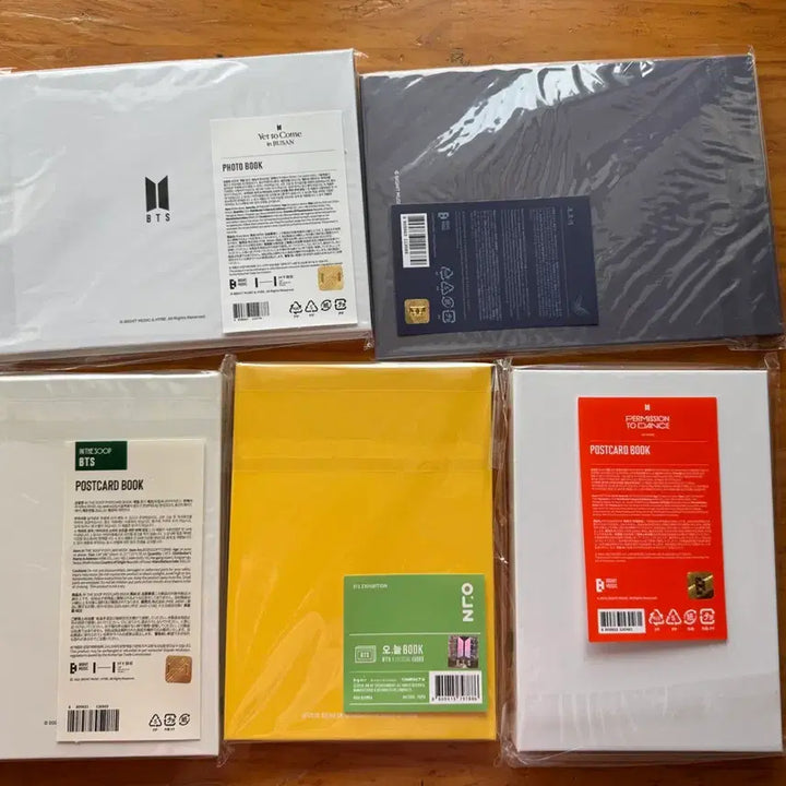 [SOLD OUT] (미개봉) 방탄소년단 (BTS )엽서 북