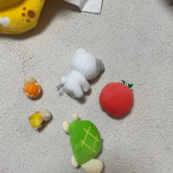 [BUNJANG] Sanrio Turtle Tomato Mini Doll Keychain Bundle Set / 일괄) 세트 산리오 거북이 토마토 인형 미니인형 키링