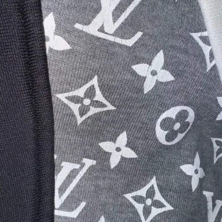 [BUNJANG] Louis Vuitton Circle Cut Hoodie / 루이비통 서클컷 후드티