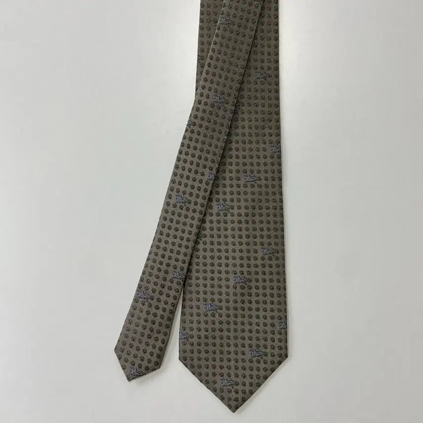 [BUNJANG] Burberry Monogram Silk Necktie 8.2cm / 버버리 (Burberry) 모노그램 정품 명품넥타이 8.2cm