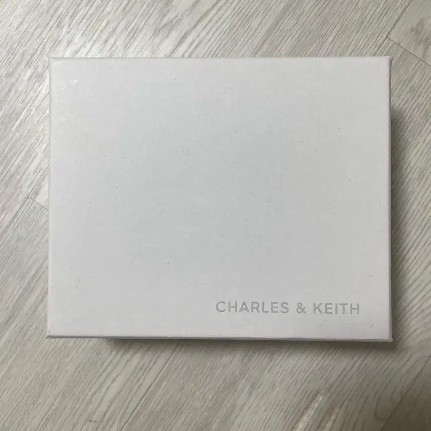 [BUNJANG] Charles &amp; Keith Wallet / 찰스앤키스 지갑