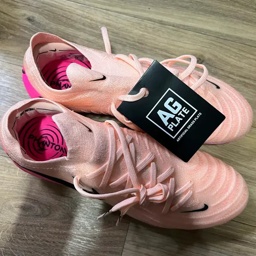 [SOLD OUT] 나이키 팬텀 축구화 핑크 AG 새상품