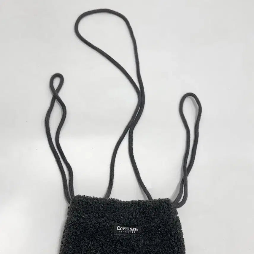 [BUNJANG] Covernat Boucle Mini Crossbody Pouch Bag / 커버낫 부클 뽀글이 미니 크로스백 파우치 가방