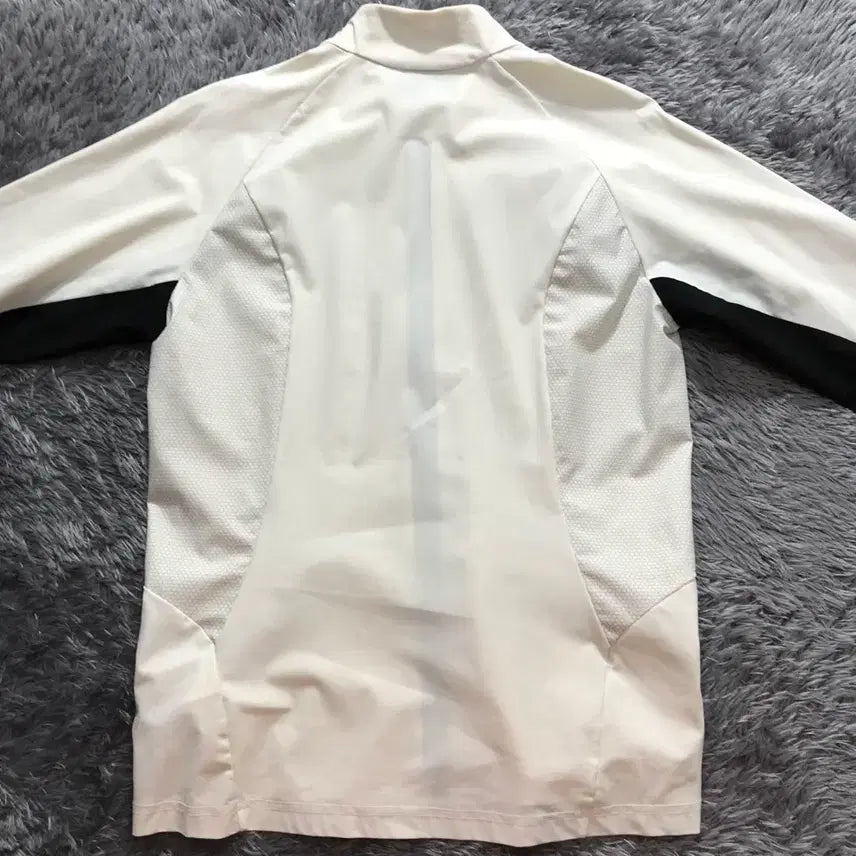 [SOLD OUT] [M] 데상트(DESCENTE) 듀애슬론 냉감 자켓