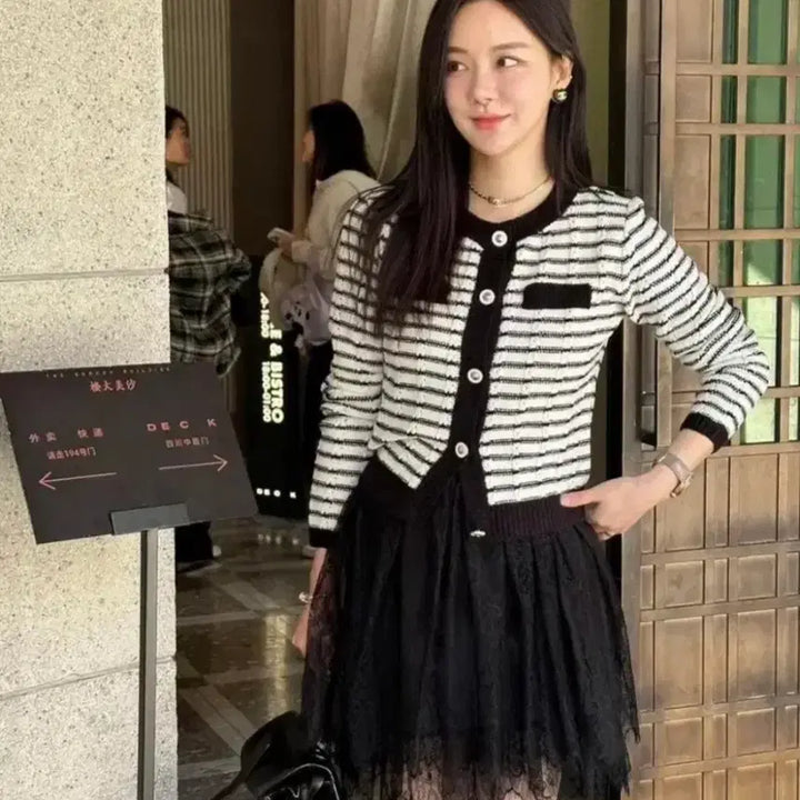 [BUNJANG] Pageyoo Black and White Stripe Cardigan / 페이지유 블랙화이트 스트라이프 가디건