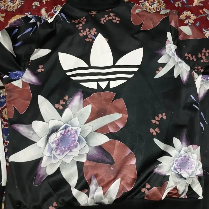 [SOLD OUT] (95 / M) 아디다스오리지널 우먼스 파이어버드 플라워 트랙탑 져지