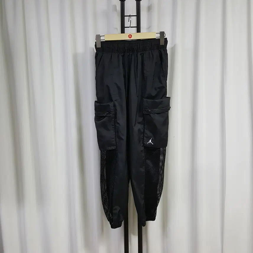 [SOLD OUT] 22년 나이키 조던 여성 트레이닝바지 허리끈조절 28-29 오일장
