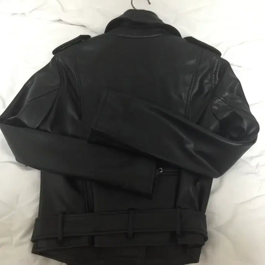 [BUNJANG] Zara Black Tag Cropped Leather Rider Jacket / 자라 크롭 레더 라이더 자켓