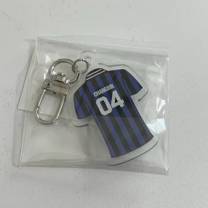 [BUNJANG] Stray Kids Changbin Spotify Pop-up Uniform Keychain / 스포티파이 팝업 스키즈 창빈 유니폼 키링