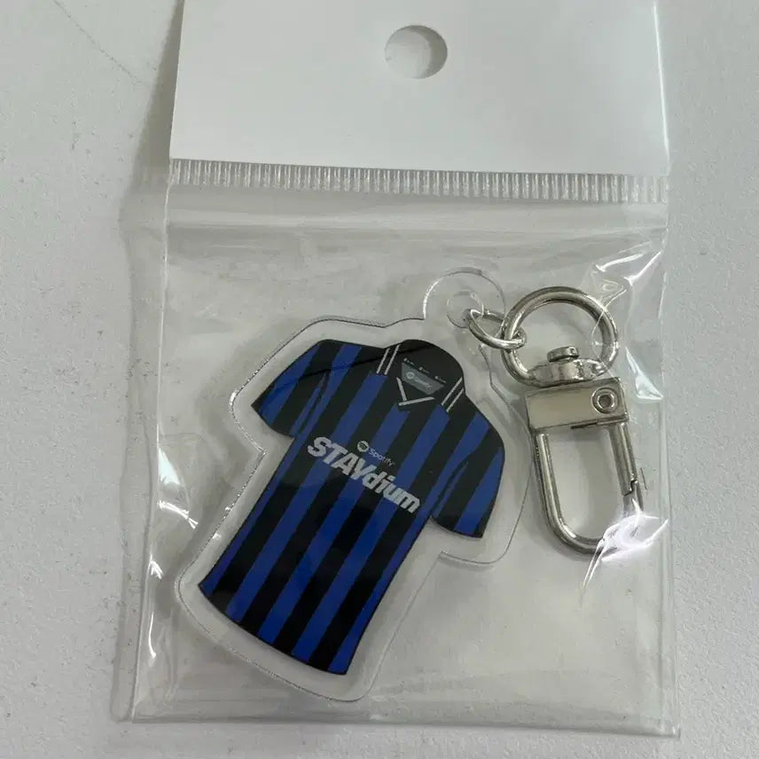 [BUNJANG] Stray Kids Changbin Spotify Pop-up Uniform Keychain / 스포티파이 팝업 스키즈 창빈 유니폼 키링