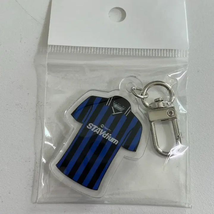 [BUNJANG] Stray Kids Changbin Spotify Pop-up Uniform Keychain / 스포티파이 팝업 스키즈 창빈 유니폼 키링
