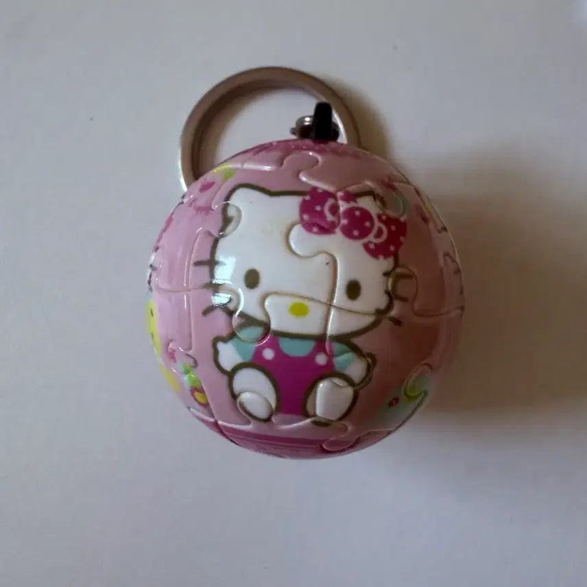 [BUNJANG] Classic Hello Kitty 3D Keychain / 고전키티 3D 열쇠고리