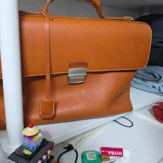 [BUNJANG] Hevitz Italian Milling Bucketta Natural Cowhide Briefcase / 헤비츠 서류가방