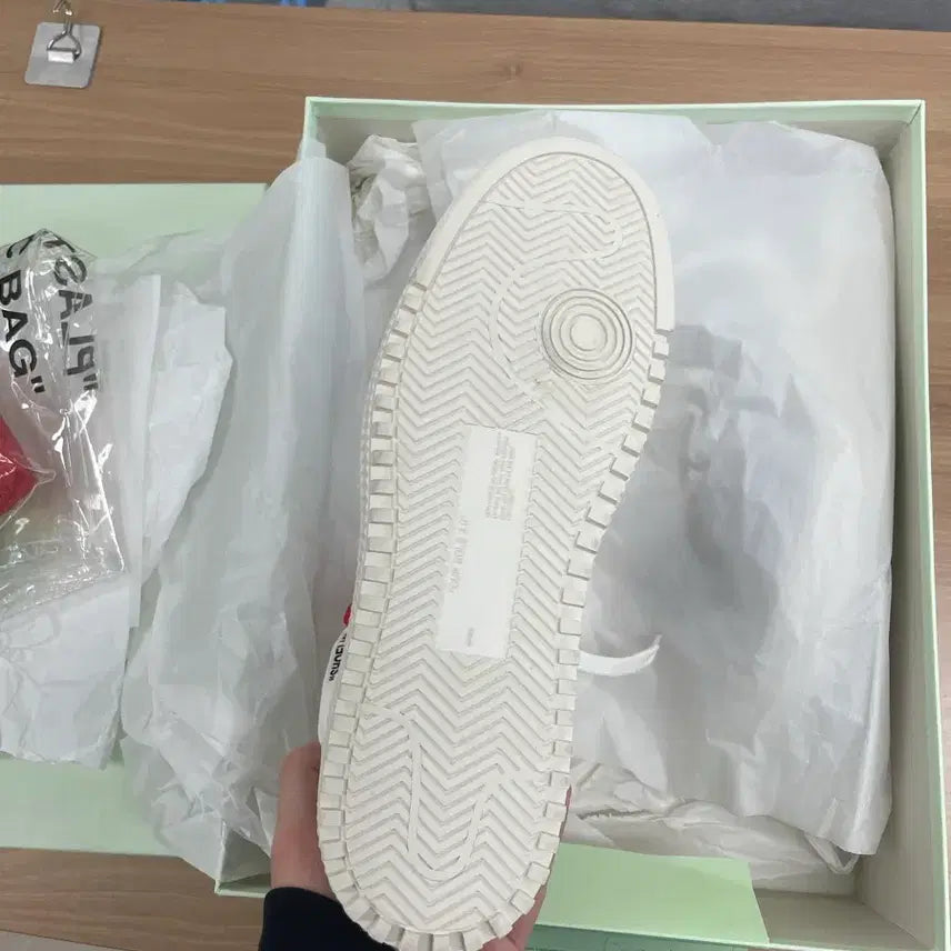 [BUNJANG] Off-White 3.0 Off Court High-Top Sneakers Grey / 오프화이트 3.0 오프 코트 하이탑 스니커즈 그레이