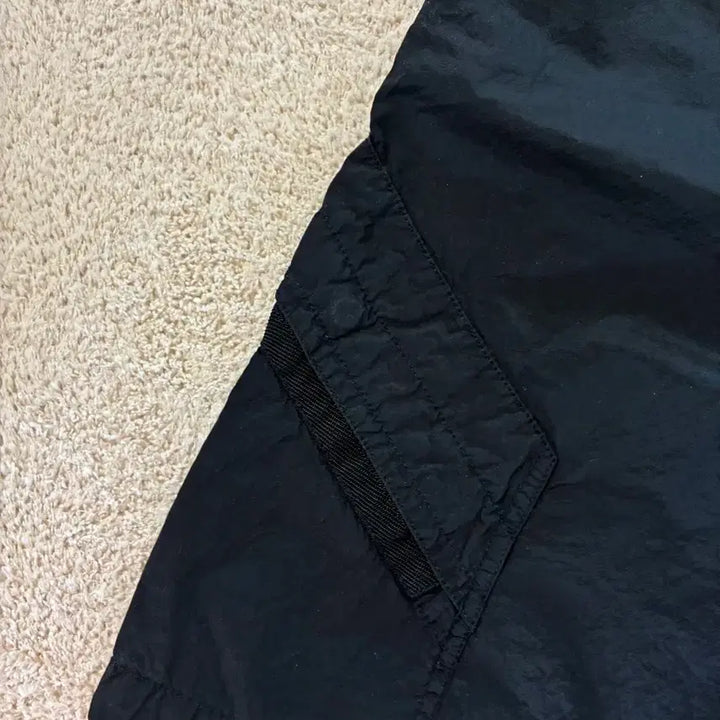 [BUNJANG] Stone Island Black Nylon Shorts Size 30 / 스톤아일랜드 나일론 반바지 팬츠 30