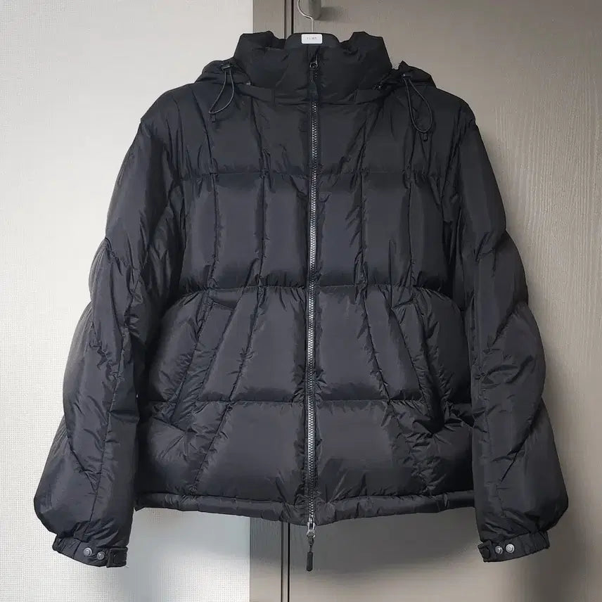 [BUNJANG] Begin202 Glide Line Down Padded Parka Black / [1] 비긴202 글라이드 라인 다운 점퍼 패딩 블랙