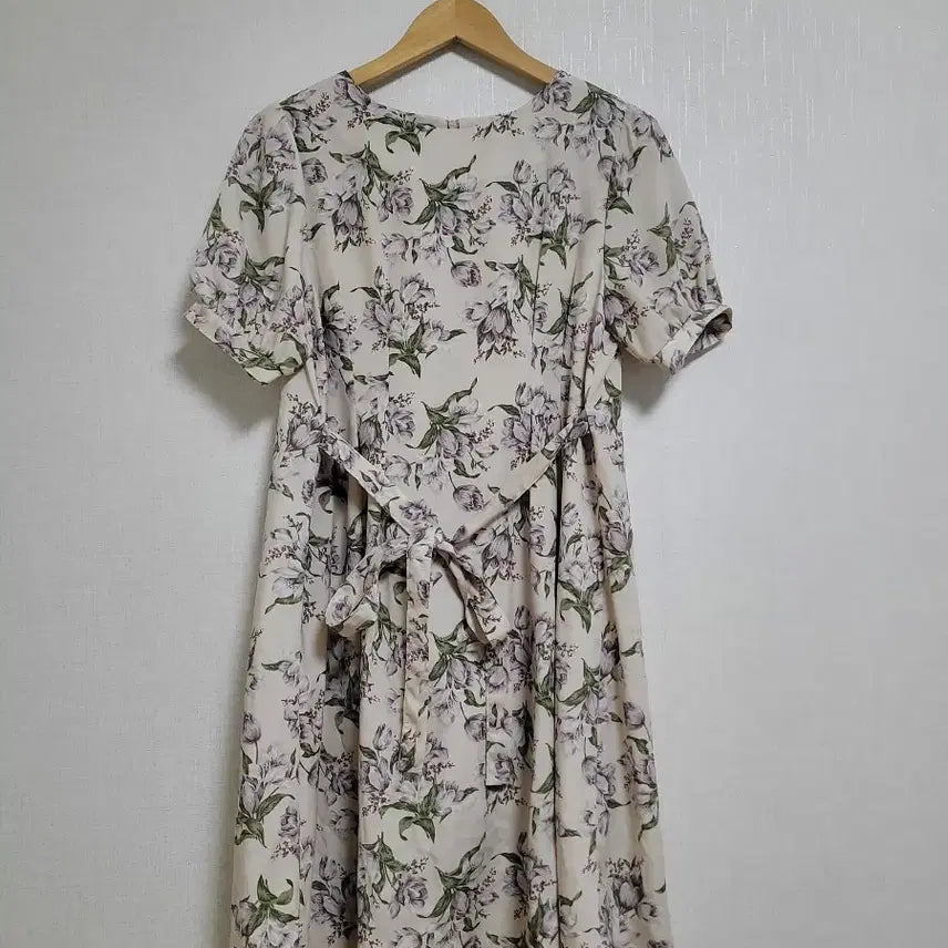 [BUNJANG] Chiffon Floral Pattern Wrap Dress / 900.쉬폰플라워 패턴 반팔 랩 원피스