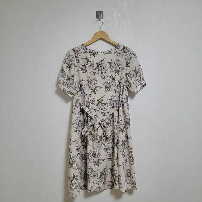 [BUNJANG] Chiffon Floral Pattern Wrap Dress / 900.쉬폰플라워 패턴 반팔 랩 원피스
