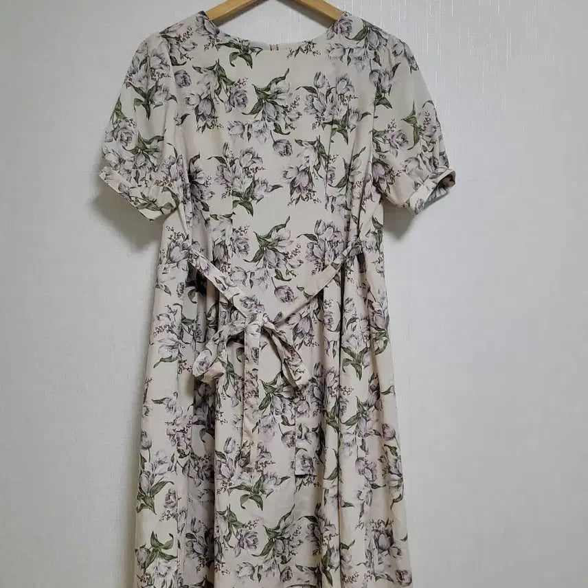 [BUNJANG] Chiffon Floral Pattern Wrap Dress / 900.쉬폰플라워 패턴 반팔 랩 원피스