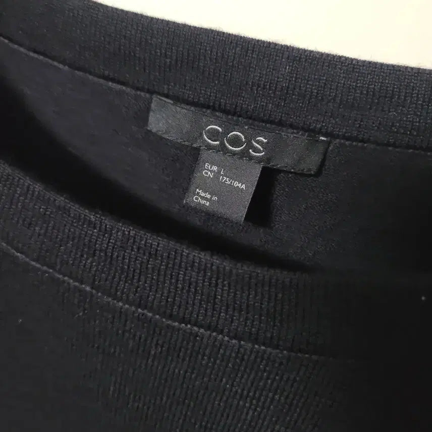 [BUNJANG] COS Navy Knit Sweater / 코스 니트