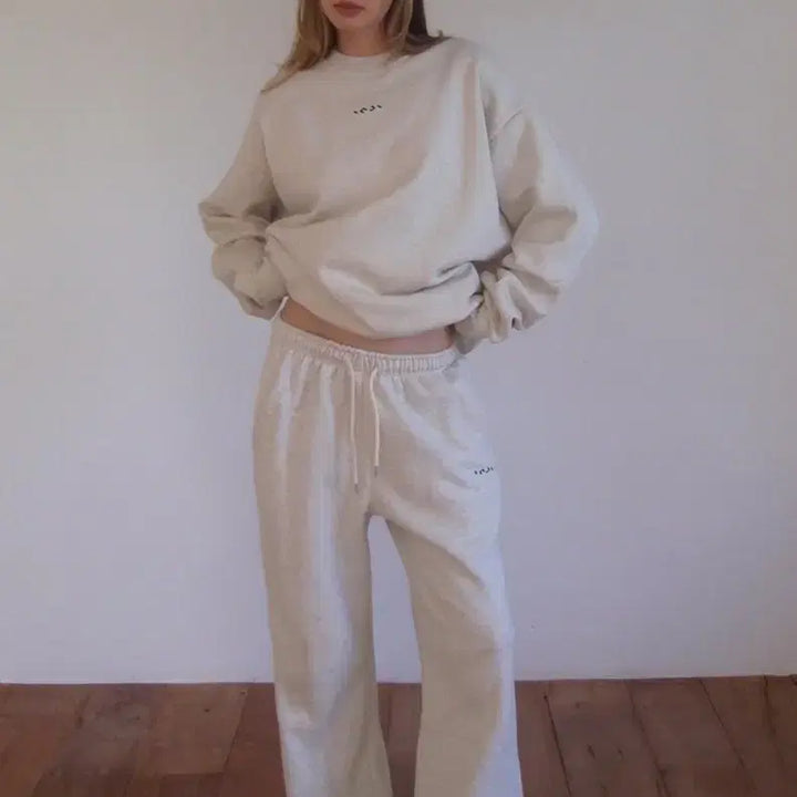 [BUNJANG] Inji Active Fleece Oversized Sweatshirt Oatmeal / [새상품]인지액티브 플리스 오버사이즈 스웻셔츠 오트밀