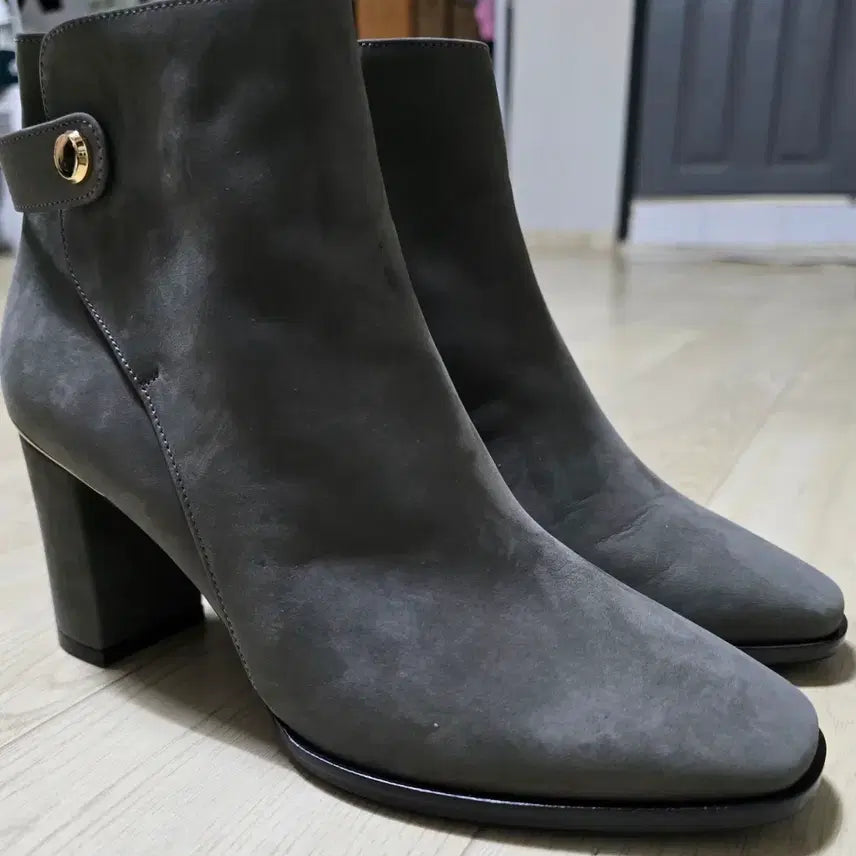 [BUNJANG] Suede Ankle Boots (Gray) / 스웨이드 앵클 부츠 회색 힐