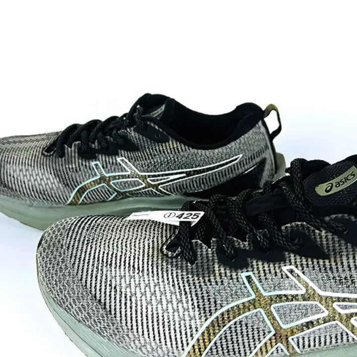 [BUNJANG] Asics NovaBlast 2 (250 CM) / (250) 아식스 노바블라스트 2
