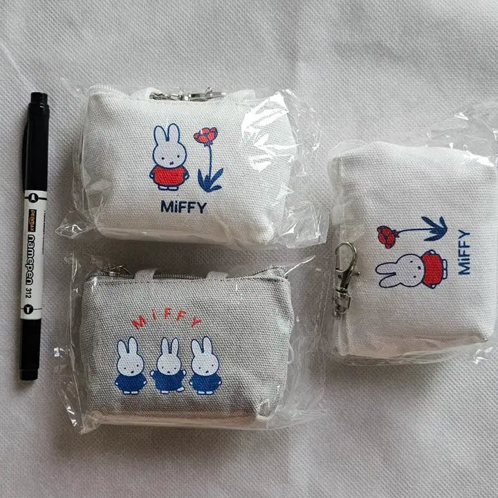 [SOLD OUT] 미피 캔버스 미니 파우치 키링 새상품