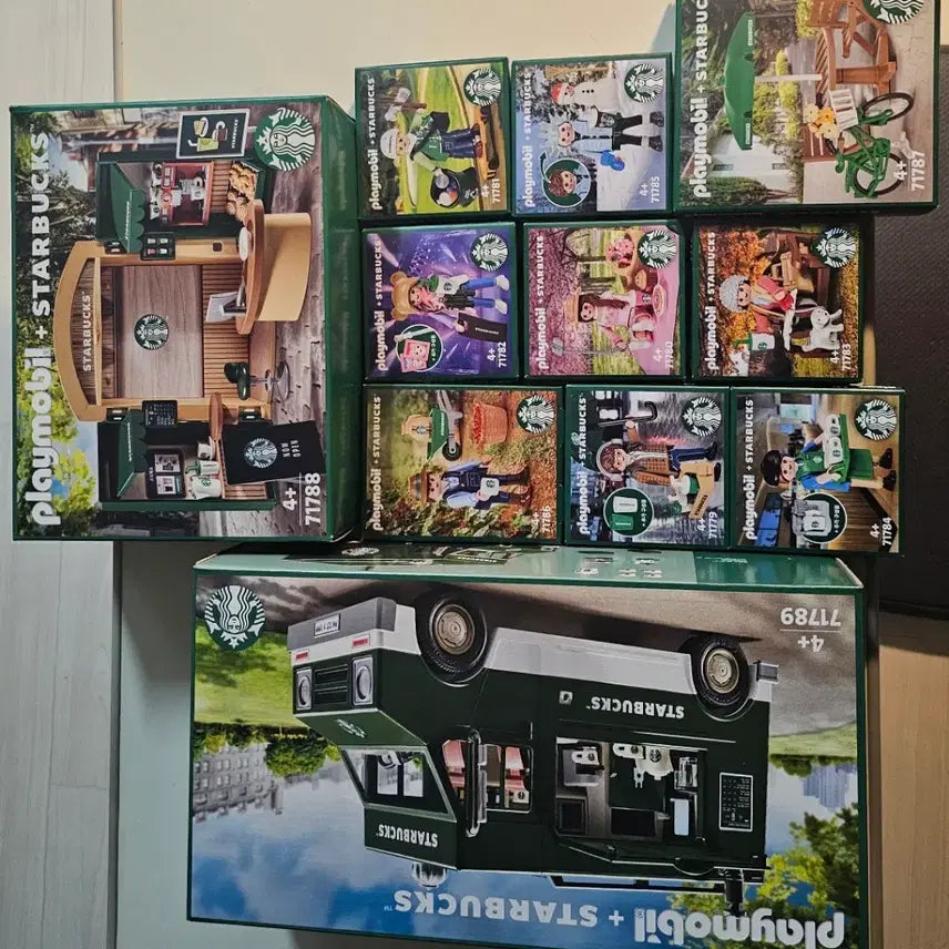 [BUNJANG] Playmobil Starbucks Collaboration Full Set (11 Items) / 플레이모빌 스타벅스 콜라보 풀세트 (피규어9종+부동산2종)