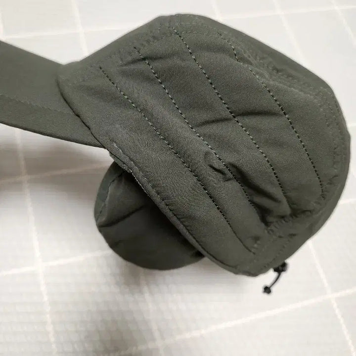[BUNJANG] EIDER Quilted 5-Panel Cap (Khaki) / 새상품급) 아이더 패딩 퀼팅 5패널 캡 (Khaki)