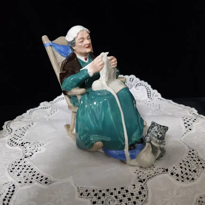 [BUNJANG] Royal Doulton Figurine / 로얄 덜튼 피겨린