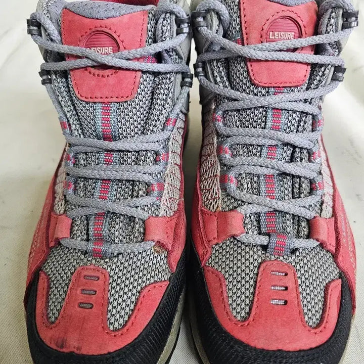 [BUNJANG] LEISURE Gore-Tex Hiking Boots / LEISURE 고어텍스등산화 트레킹화 레드/회색