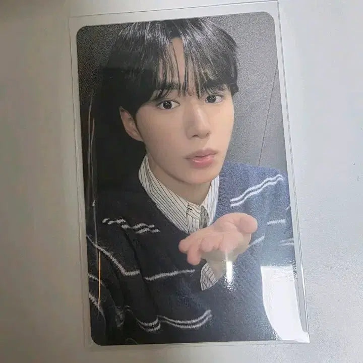 [SOLD OUT] [BUNJANG] Xdinary Heroes Junseo Photocard / 알디원 뚜레쥬르 준서 포카양도