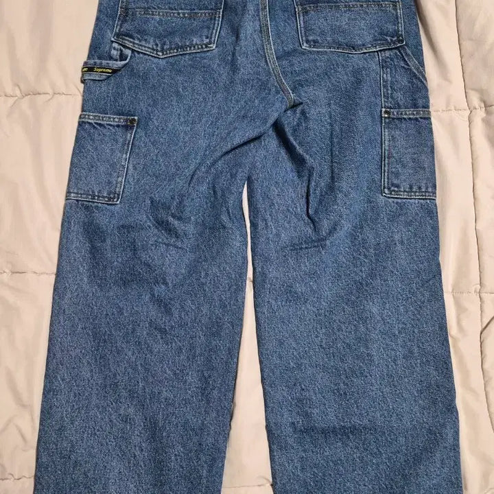 [BUNJANG] Supreme Double Knee Painter Pants Washed Indigo 24SS / 슈프림 더블 니 페인터 팬츠 워시드 인디고 - 24SS 판매합니다