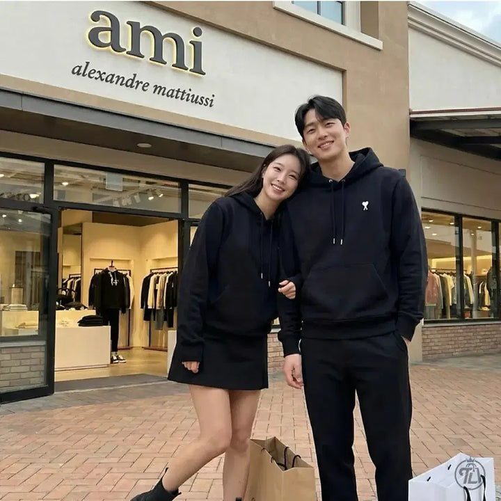 [BUNJANG] AMI Small Heart Hoodie White Logo / 아미 스몰하트 후드 (화이트로고)