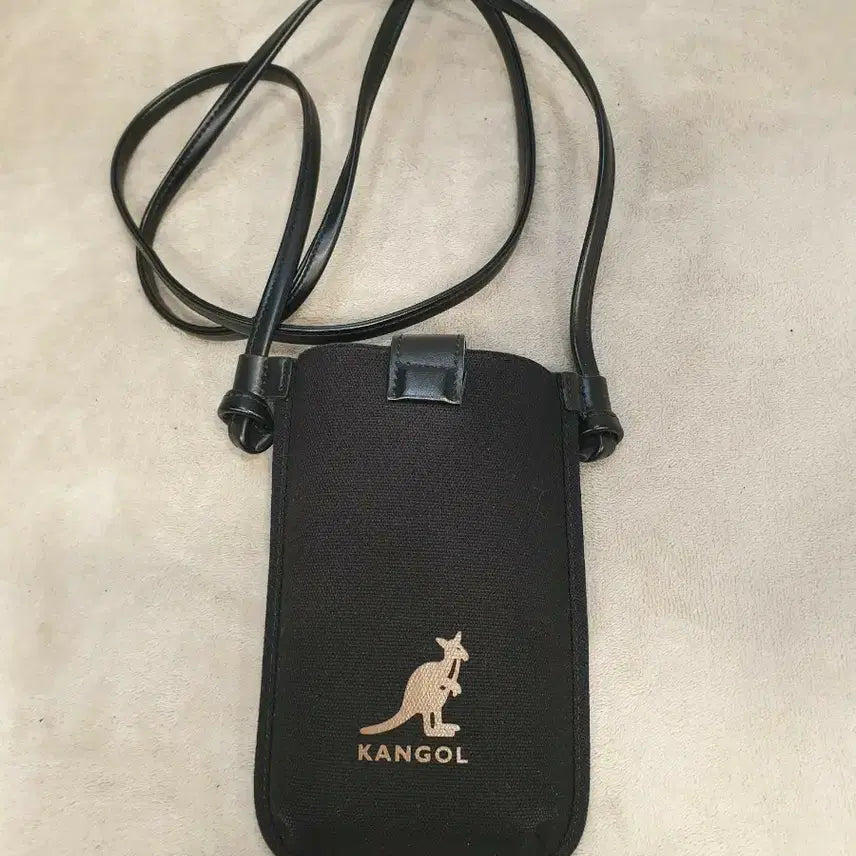 [BUNJANG] Kangol Mini Crossbody Bag / 캉골 미니 휴대폰가방 크로스백
