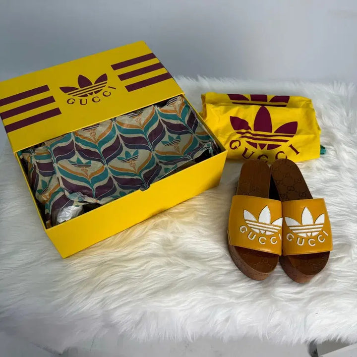[BUNJANG] Gucci x Adidas Collaboration Slides / 아디 구찌 콜라보 슬리퍼 38